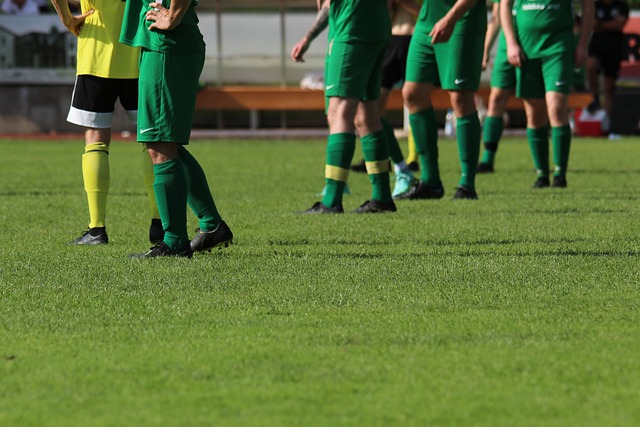 传闻：曼联、罗马和斯图加特也在关注18岁昂热前锋谢里夫