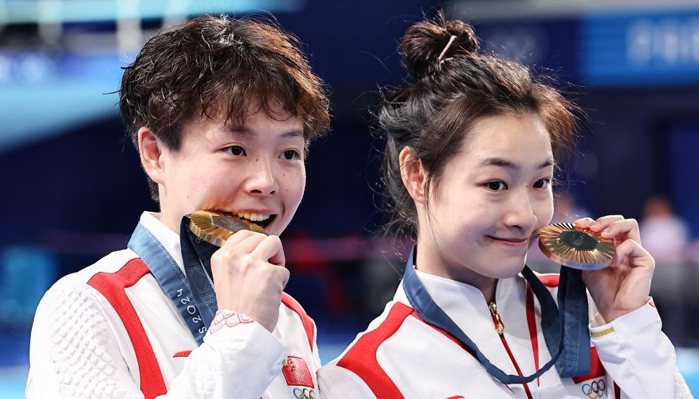 此前对阵拜仁时扭伤左膝，努诺-门德斯本周四恢复了训练